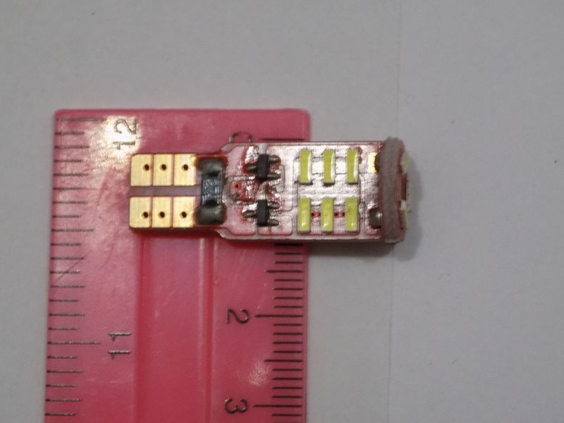 Автомобільна світлодіодна лампа для освітлення габаритів T10-3014-15SMD-C обманкою й без полярності (59) 00084 фото