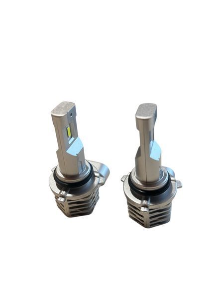 Светодиодные лампы для автомобильных фар LED М4-НВ4 (9006) 01389 фото