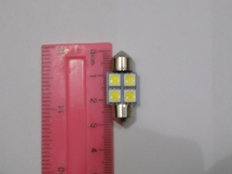 Автомобильная светодиодная лампа подсветки салона и номерного знака SJ-4SMD-5050-28MM (пр-во Китай) 00186 фото