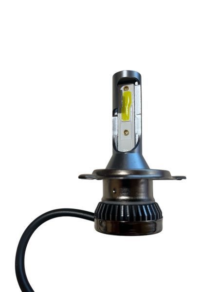 Комплект світлодіодних автоламп K3 H4 12-24 V (пара) (виробництво LED, Китай) 01408 фото