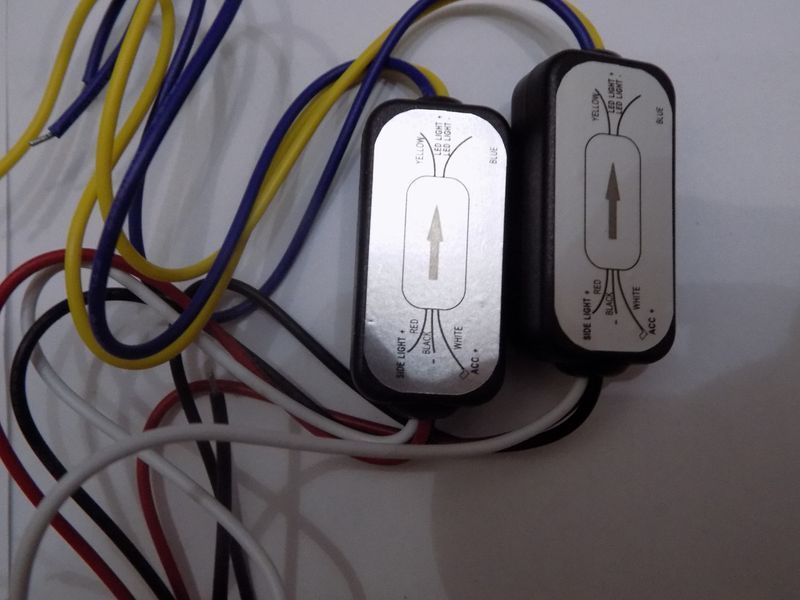 Светодиодные LED лампы 7440 повторители поворотов 78 диодов 12В (производство LED, Китай) 00224 фото