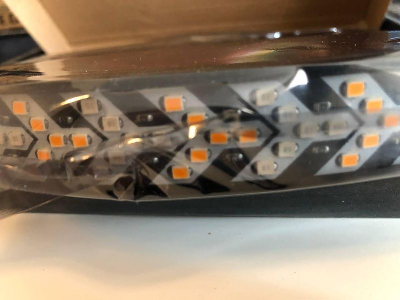 Світлодіодна Led-стрічка поворотник + стоп сигнал (виробництво LED, Китай) довжина 2 метра 01637 фото