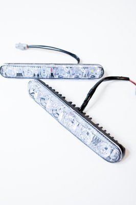Світлодіодні LED денні ходові вогні 6 діодів 12 В (виробництво LED, Китай) 00505 фото