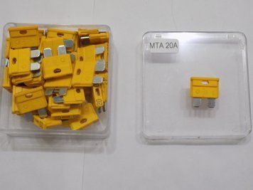 Запобіжник автомобільний MTA 20A "жовтий" (виробництво MTA, Китай) 00544 фото